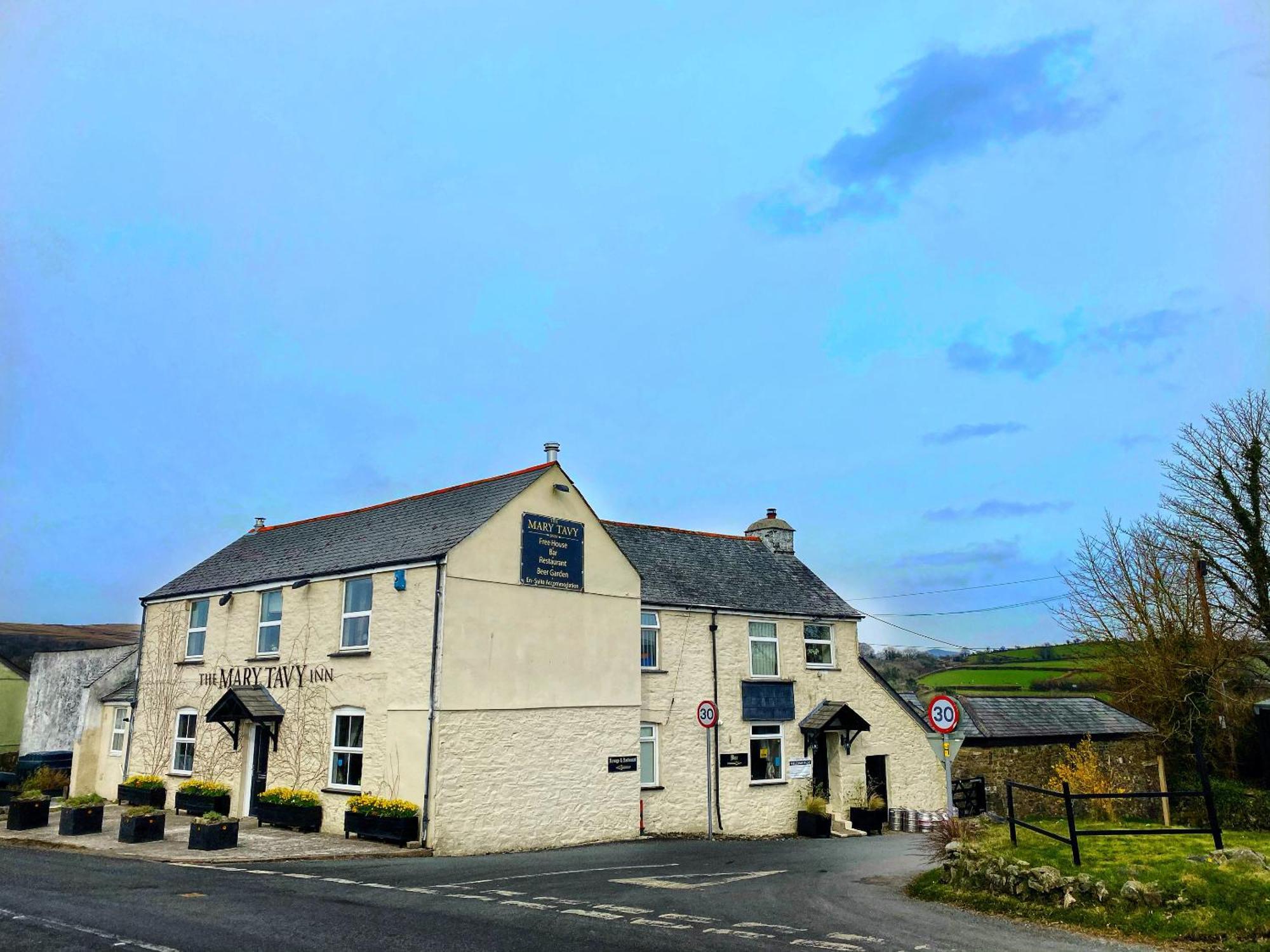 The Mary Tavy Inn Marytavy Buitenkant foto