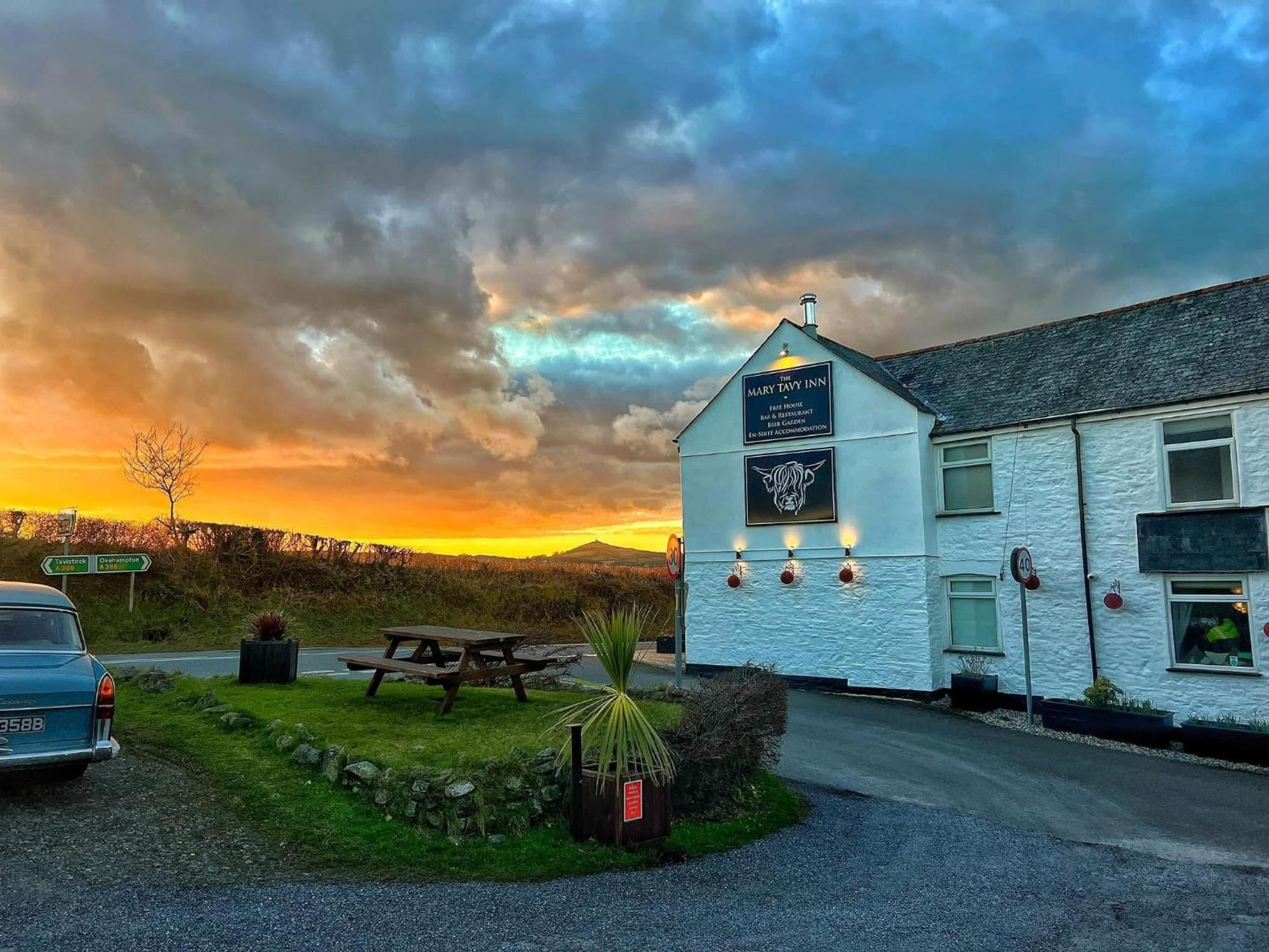 The Mary Tavy Inn Marytavy Buitenkant foto