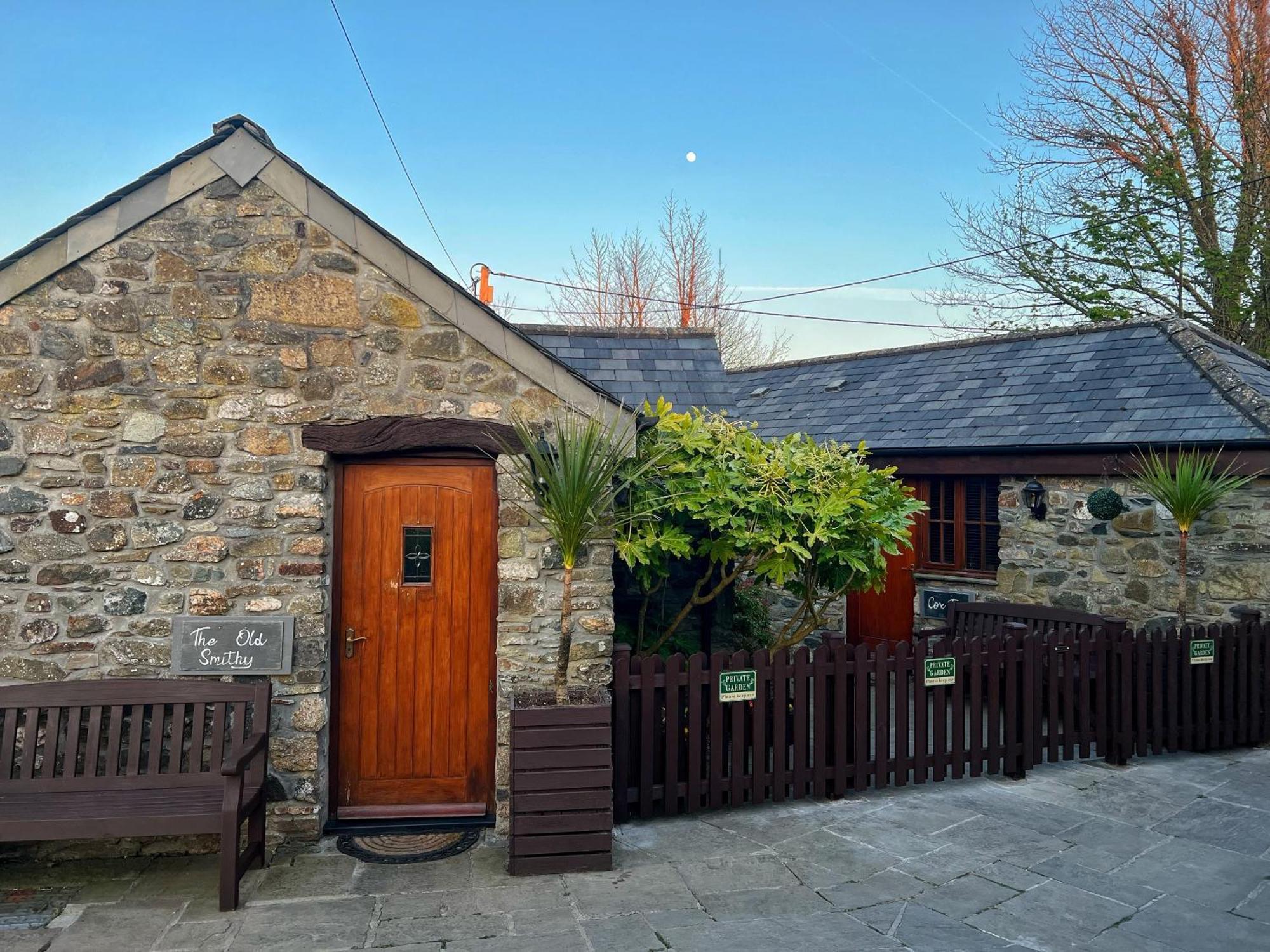 The Mary Tavy Inn Marytavy Buitenkant foto